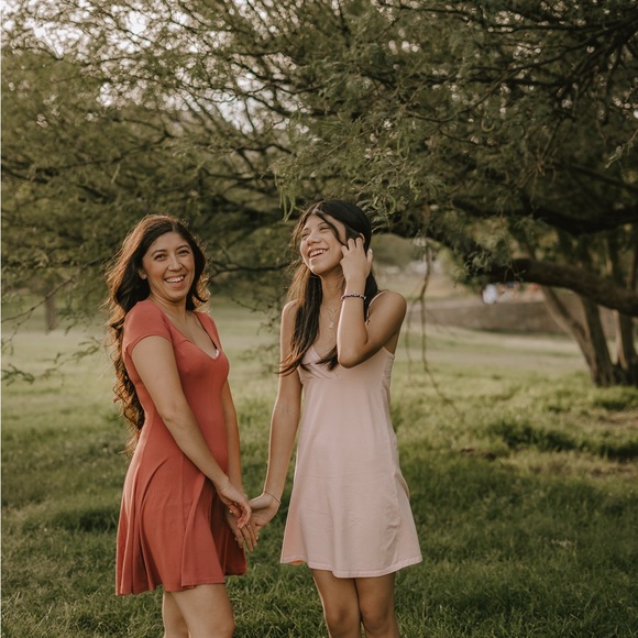 Meet your Posher, Josie - Picture 1 of 1